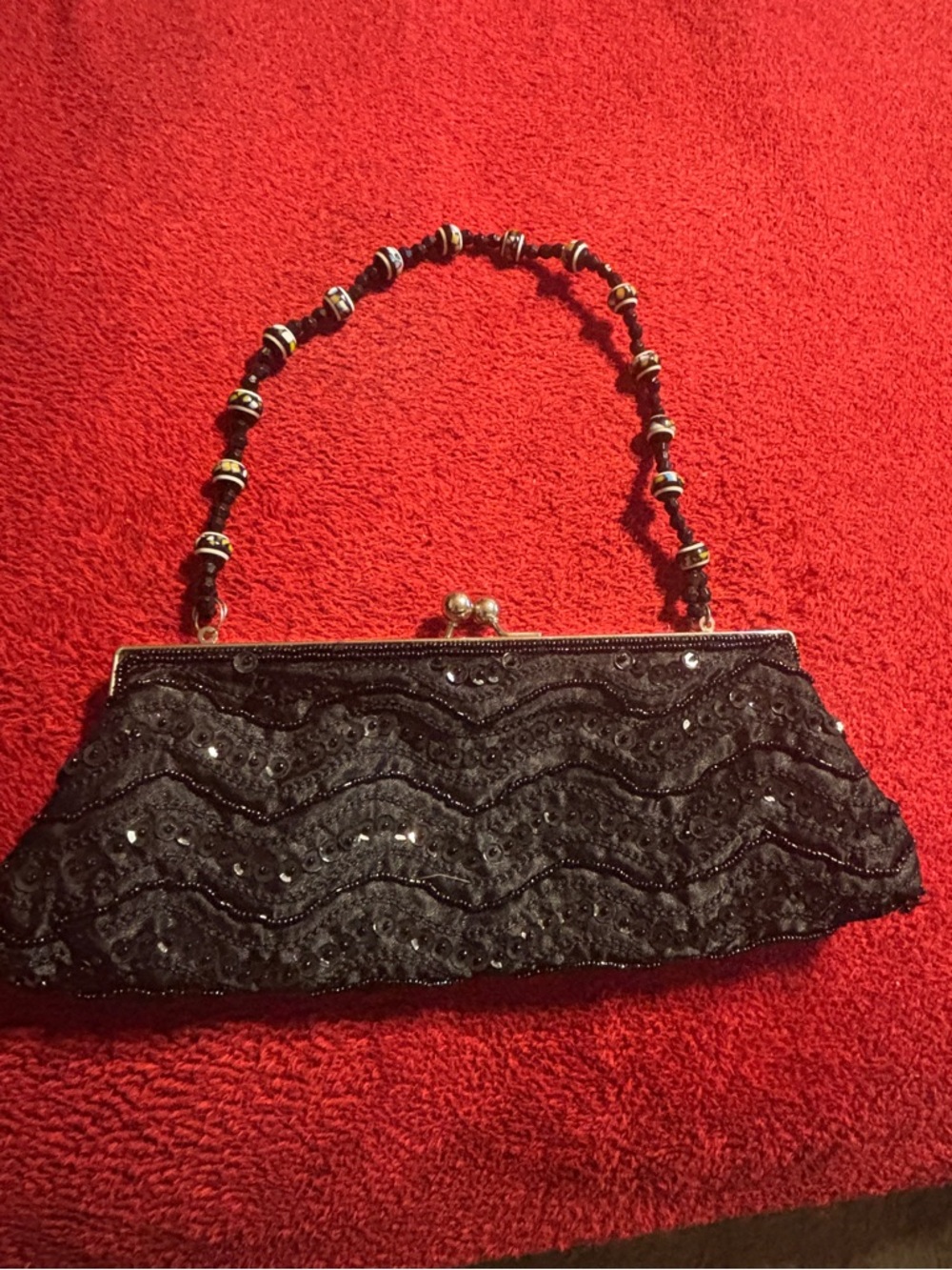 Chateau Vintage 1960’s Black velvet Beaded Evening Clutch Handbag W Kiss Lock